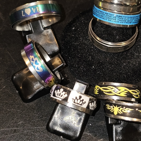 Rings R - Picture 8 of 9